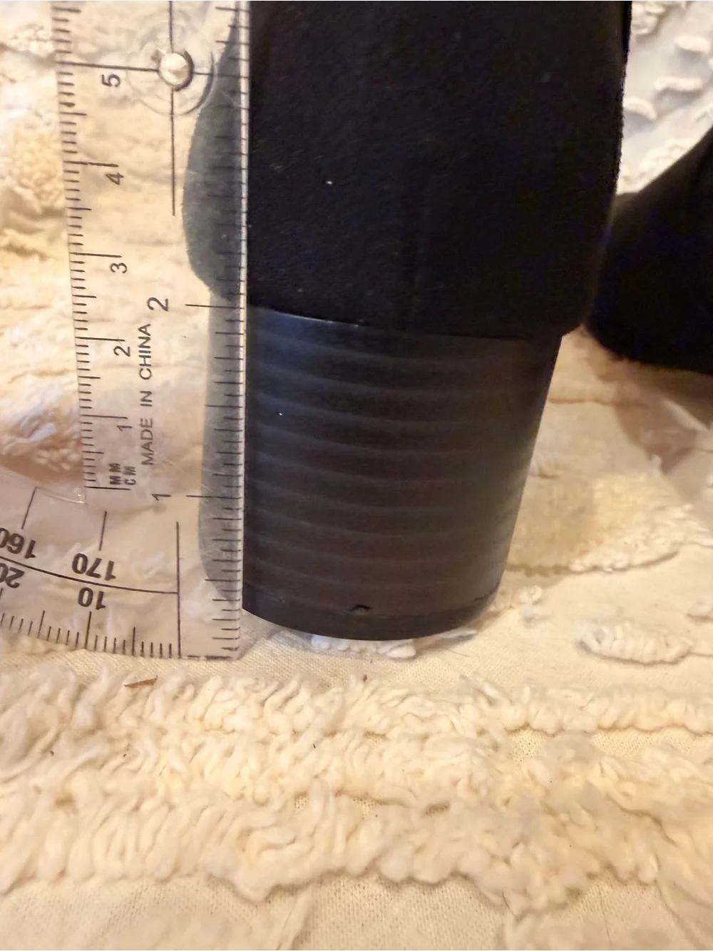 Kenneth Cole Reaction Black Suede Short Shaft Ankle Boots 686